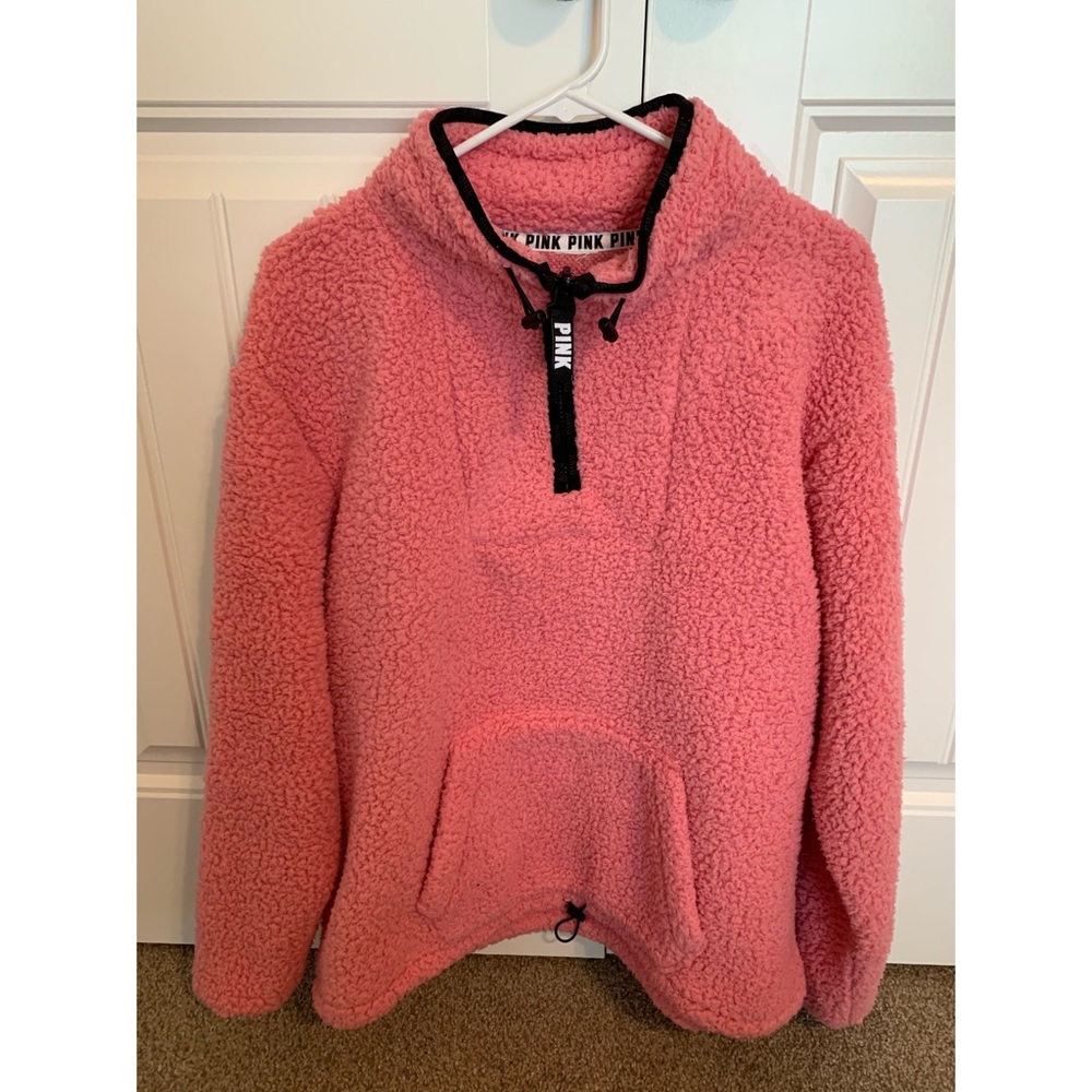 VS PINK Sherpa Pull-Over